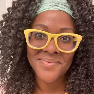 Meet your Posher, Becca